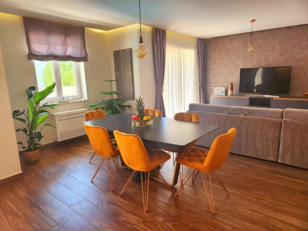 Calypso Royal Apartment Zára Kültér fotó